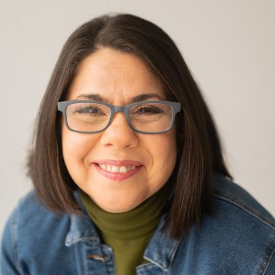 deborah-d-headshot