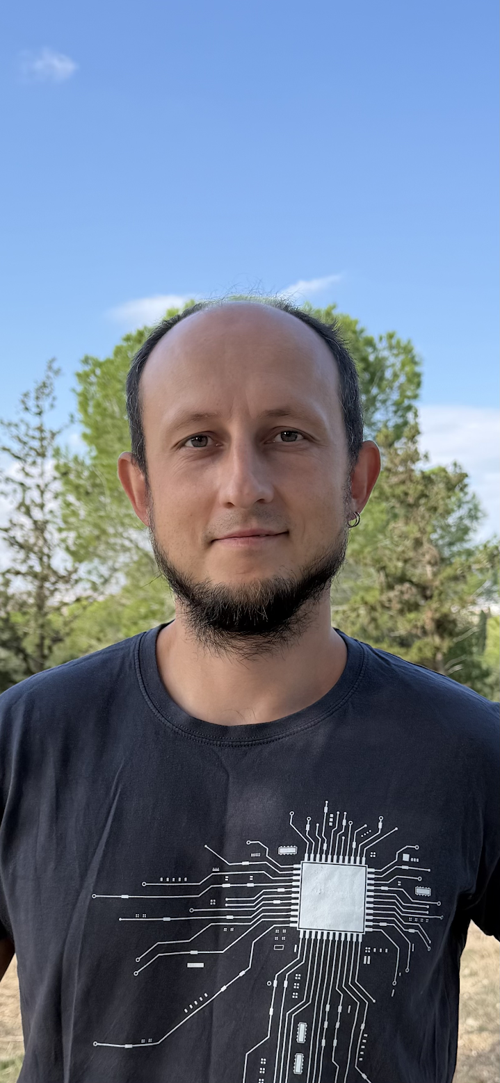 Max Artemov